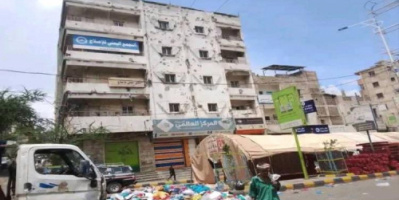 خلافات أسرية تنتهي بحريق منزل في تعز والجاني يُصاب بحروق