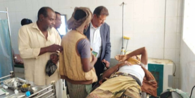 انتقالي خنفر يتفقد مستشفى الرازي العام بالمديرية