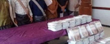 انتقالي ميفعة يرفد مكتب التربية والتعليم بالمديرية بكمية من الكتب المدرسية