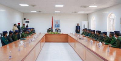محافظ شبوة يستقبل خريجي الدفعة الثانية من كلية الشرطة بحضرموت