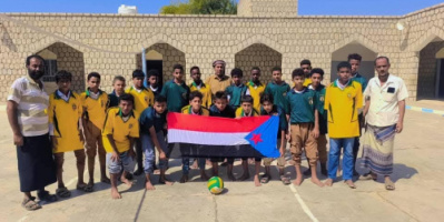 انتقالي أحور يختتم دوري كرة الطائرة لطلاب مدرسة الصديق احتفاءً بذكرى 14 أكتوبر المجيدة