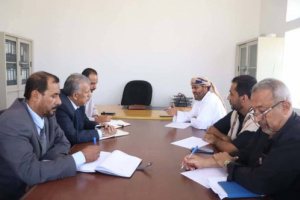 فريق التوجيه  الرئاسي يلتقي مدير فرع المؤسسة العامة للمياه والصرف الصحي بالمهرة