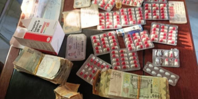 أمن العاصمة عدن يلقي القبض على شخصين بحوزتهما حبوب مخدرة في بئر فضل