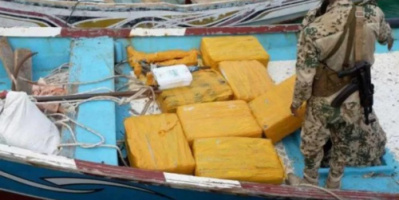 القوات البحرية المشتركة تضبط شحنة مخدرات في بحر العرب بقيمة تناهز مليار دولار