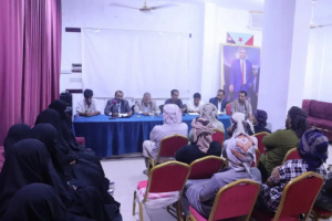 فريق التوجيه يلتقي الهيئة التنفيذية لانتقالي الغيضة ورؤوساء المراكز التنظيمية