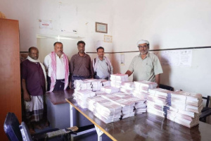 انتقالي عرماء يدعم مكتب التربية والتعليم بالمديرية بكمية من الكتب المدرسية