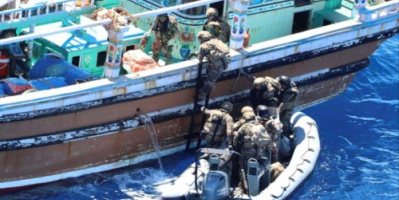 القيادة الأمريكية تؤكد ضبط مخدرات بقرابة مليار دولار في بحر العرب