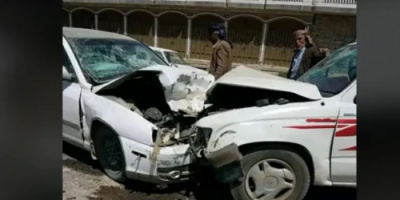 وفاة شاب وإصابة آخرين في حادث مروّع بسبب حفرة على طريق قاع المنقِب بحبابه