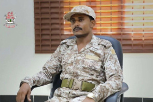 قوات العمالقة الجنوبية تستقبل قياديًّا منشقًّا عن مليشيا الحوثي في الساحل الغربي