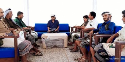 انتقالي مكيراس يعقد اجتماعه الدوري ويجدد الدعوة لتحرير المديرية وعودتها إلى أبين