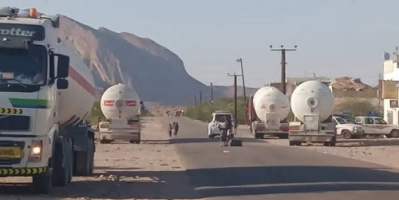 شبوة : فتح الطريق الدولي في العرم بعد توتر محدود