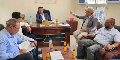 فريق التوجيه والرقابة الرئاسي ينفذ نزولًا ميدانيًا إلى مكتب النفط والمعادن بسقطرى