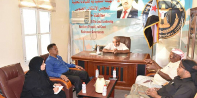 فريق التوجيه والرقابة الرئاسي يلتقي رئيس تحالف "عماد" بالمكلا