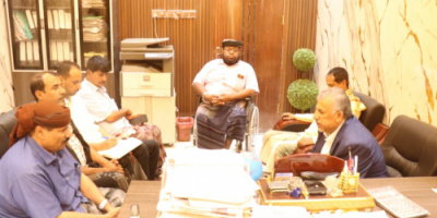 فريق التوجيه والرقابة الرئاسي وقيادة انتقالي المهرة يطلعون على نشاط صندوق النظافة والتحسين بالمحافظة