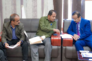 بن الوزير يبحث تأهيل خط الضخ لمشروع مياه لخيلف في نصاب