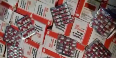 قوات الحملة الأمنية المشتركة تضبط سيارة تحمل حبوبًا مخدرة