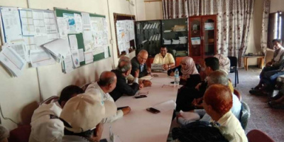 وفد من المركز الوطني للتثقيف والإعلام الصحي بوزارة الصحة يناقش بأبين برنامج التوعية الاستباقية ضد مرض الكوليرا