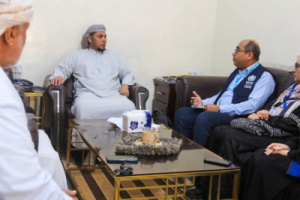 محافظ سقطرى يبحث مع الصحة العالمية مكافحة الاوبئة بالمحافظة