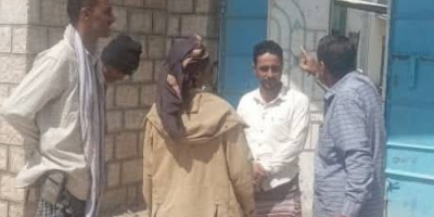 رئيس انتقالي أحور يقف على تداعيات إغلاق مستشفى المديرية ويؤكد إعادة فتحه