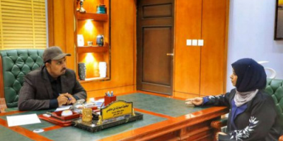 محافظ حضرموت يثمن دور الصحة العالمية في دعم المستشفيات