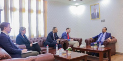 وزير النقل يدعو لتخفيض رسوم التأمين على المطارات والموانئ