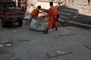 استمرار حملات النظافة في شوارع وأحياء المعلا