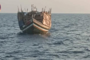 ضبط مواد كيميائية خطيرة قادمة من إيران في عدن قبل وصولها إلى الحوثيين