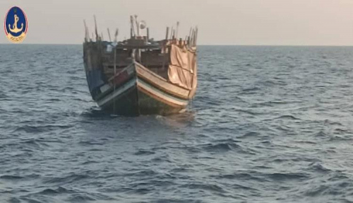 ضبط مواد كيميائية خطيرة قادمة من إيران في عدن قبل وصولها إلى الحوثيين