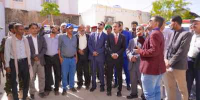 بدعم الإمارات .. محافظ شبوة يدشن المرحلة الثانية من مشروع تجهيز المستشفيات