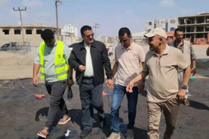 مدير عام المنصورة يتفقد الأعمال النهائية بمشروع إعادة تأهيل شارع الخمسين