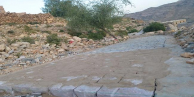 تدشين المبادرة المجتمعية الثانية في إصلاح طريق منطقة مرات بجبل حرير بالضالع