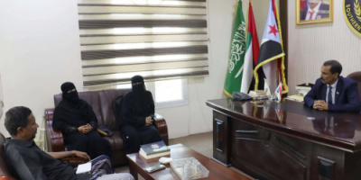 القائم بأعمال رئيس انتقالي حضرموت يبحث قضايا المرأة وذوي الإعاقة واحتياجات المزارعين