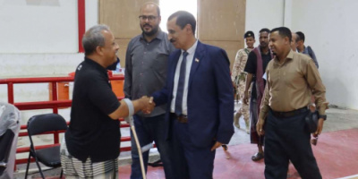 باتيس يزور المعسكر التدريبي لفريق كرة السلة للكراسي المتحركة بالمكلا