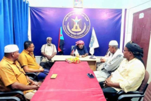 انتقالي تريم يلتقي شباب وعُقال حصن عوض والرملية لمناقشة ترتيبات الحشد لفعالية 30 نوفمبر