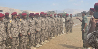 قائد ألوية الدعم والإسناد يتفقد الجاهزية القتالية للواء الرابع دعم وإسناد