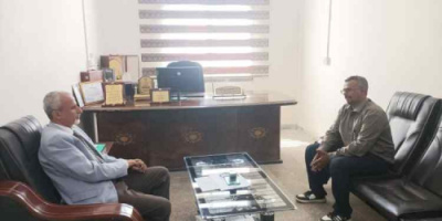 الوكيل الشبحي يلتقي مدير عام مكتب الصحة بمحافظة أرخبيل سقطرى