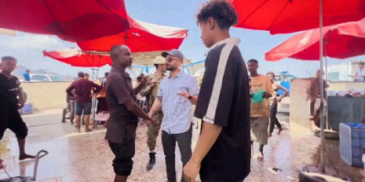 بن جرادي ينفذ نزولا ميدانيا لضبط المخالفين من بائعي الأسماك في حراج صيرة