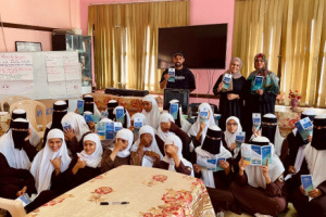 مبادرة صيرة تنفذ حملة توعوية لدعم ذوي الإعاقة الحركية في مديرية كريتر