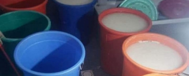 وفاة خمسة أشخاص بتسمم إثر تناول خمور مغشوشة في صنعاء اليمنية