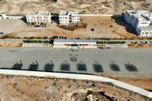 محافظ حضرموت يشهد تخرج دفعتين جديدتين من كلية الشرطة ويؤكد رفض أي تشكيلات خارج الدولة