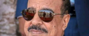 اللواء بن بريك يُعزّي في وفاة الشخصية الاجتماعية الأستاذ حسن احمد كندسة