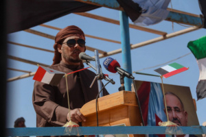 الثقلي والعنشلي يشهدان حفل تخرج الدفعة الأولى لمحور سقطرى 