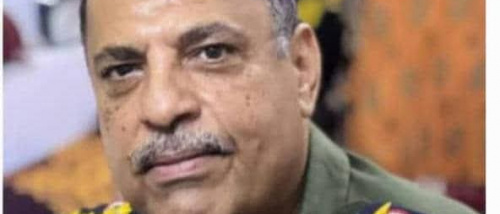 مدير أمن عدن يقدم واجب العزاء للعميد فيصل مثنى في وفاة عمه.