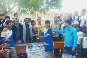 برعاية انتقالي أبين .. اختتام البطولة التنشيطية لكرة القدم لطلاب مدرسة سعد بن أبي وقاص بزنجبار