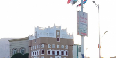 انتقالي سيئون يرفع أعلام الجنوب في شوارع سيئون استعداداً لفعالية 30 نوفمبر