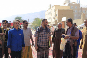 رئيس تنفيذية انتقالي وادي وصحراء حضرموت يطلع على تجهيزات موقع فعالية ذكرى عيد الاستقلال