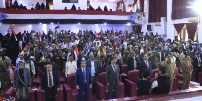 انتقالي شبوة ينظم حفلاً خطابياً وفنياً احتفاءً بالذكرى الـ58 لعيد الاستقلال الـ30 من نوفمبر