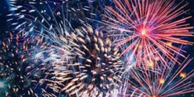 ألعاب نارية تضيء سماء جعار احتفالاً بالذكرى الـ58 لعيد الاستقلال