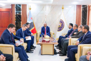 الرئيس القائد عيدروس الزُبيدي يستقبل سفير روسيا الاتحادية لدى بلادنا