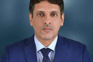 باكريت يهنئ الرئيس الزُبيدي بتحرير مدن وادي حضرموت